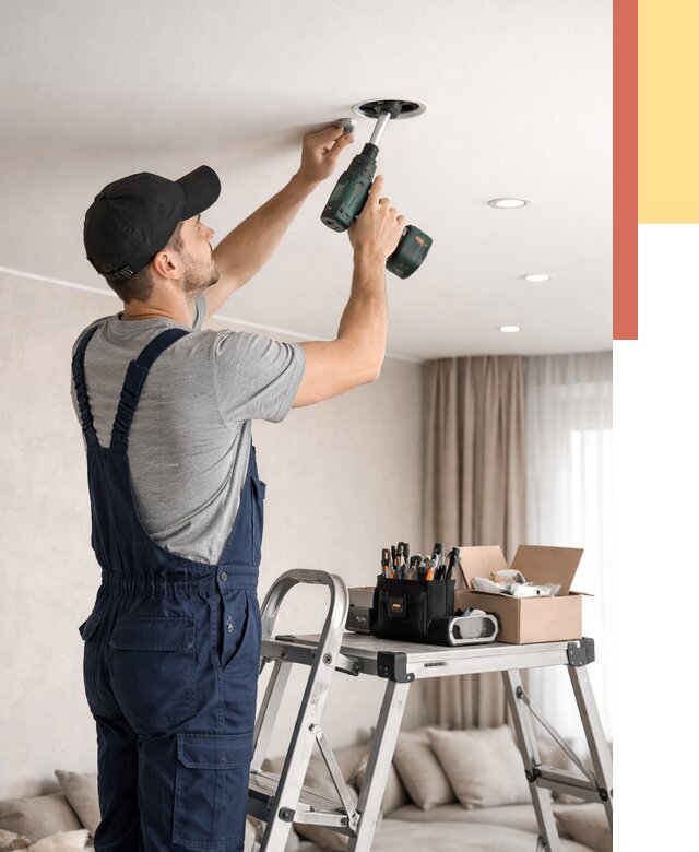 Установка и монтаж точечных светильников в натяжной потолок в Комсомольске-на-Амуре от 1837 руб. | ОТДЕЛОЧНИК-Кмс